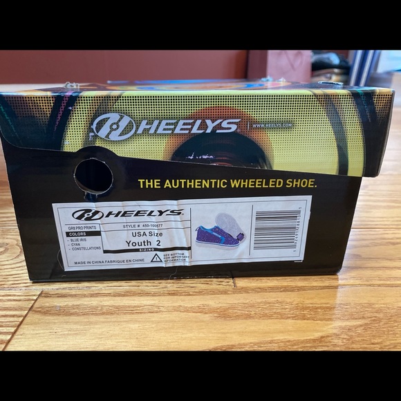 HEELYS -Youth Size 2. The Authentic Wheeled Shoe. - Picture 3 of 12